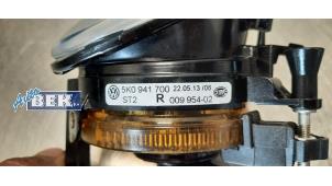 Używane Swiatlo przeciwmgielne prawy przód Volkswagen Tiguan (5N1/2) 2.0 TDI 16V 4Motion Cena € 25,00 Procedura marży oferowane przez Auto Bek