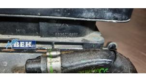 Used Hydraulic suspension pump Citroen C5 II Berline (RC) 2.0 16V Price on request offered by Auto Bek