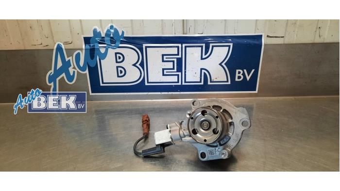 Begagnade Vattenpump Audi A3 (8V1/8VK) 1.6 TDI Ultra 16V Pris € 29,95 Marginaltabell erbjuds av Auto Bek