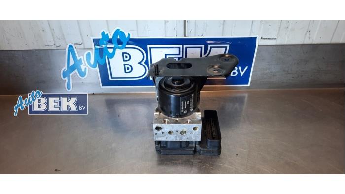 Gebrauchte ABS Pumpe Volkswagen Multivan T5 (7E/7HC/7HF/7HM) 2.0 TSI 16V Preis € 145,00 Margenregelung angeboten von Auto Bek