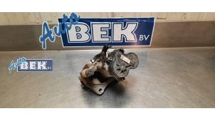 Used Rear brake calliper, left Jaguar E-Pace 2.0 D 150 16V AWD Price on request offered by Auto Bek