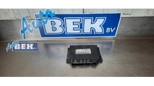Usados Ordenador asistencia de estacionamiento Mercedes E (W211) 3.0 E-320 CDI 24V Precio de solicitud ofrecido por Auto Bek