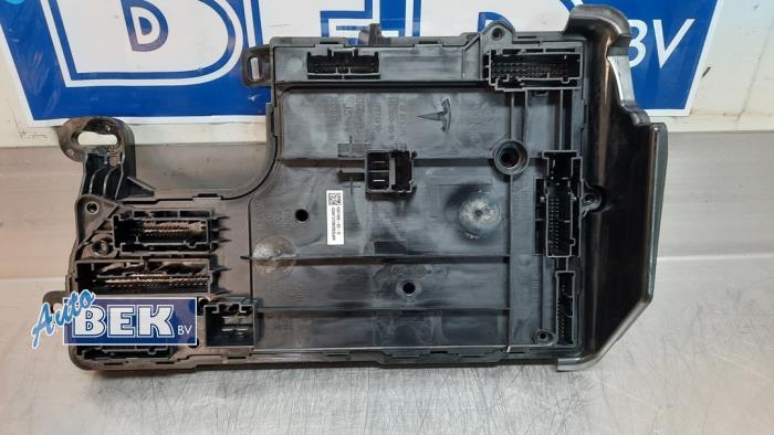 Body control computer Tesla Model 3 Long Range AWD 75 kWh - 156745502D