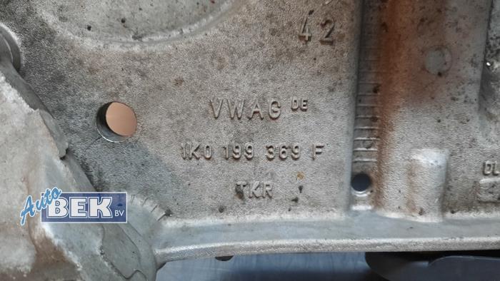 Subchasis de un Volkswagen Golf VI (5K1) 2.0 GTI 16V 2011