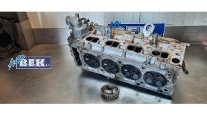 Used Cylinder head Mercedes Sprinter 5t (906.15/906.25) 515 CDI 16V Price on request offered by Auto Bek