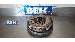 Used Clutch kit (complete) Mercedes Sprinter 5t (906.15/906.25) 515 CDI 16V Price on request offered by Auto Bek