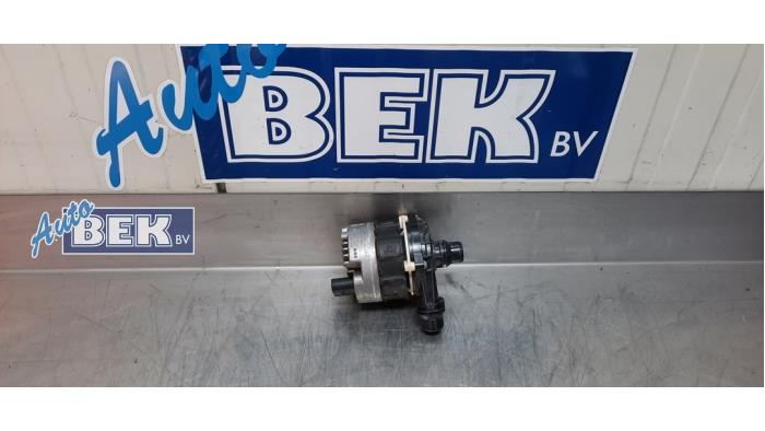 Begagnade Extra vattenpump BMW iX3 80 kWh Pris € 80,00 Marginaltabell erbjuds av Auto Bek