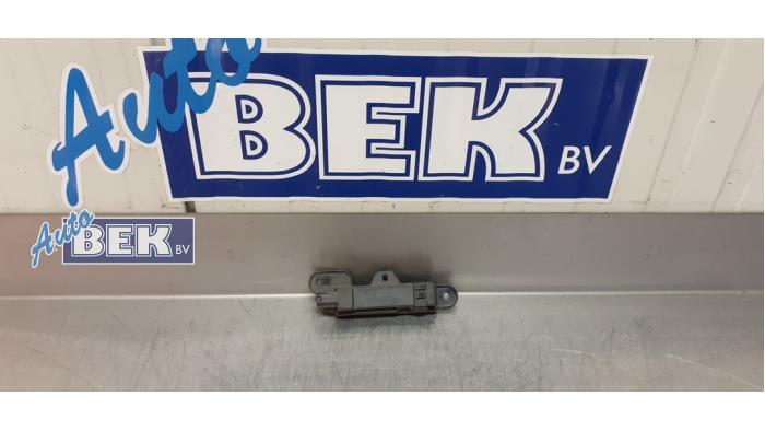 Używane Keyless Entry-Antena BMW iX3 80 kWh Cena € 25,00 Procedura marży oferowane przez Auto Bek