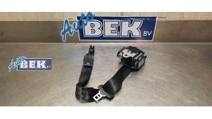 Used Rear seatbelt, left Volvo V40 (MV) 2.0 D2 16V Price € 38,00 Margin scheme offered by Auto Bek