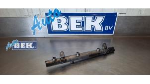 Used Fuel injector nozzle Mercedes R (W251) 3.0 320 CDI 24V 4-Matic Price on request offered by Auto Bek