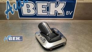 Używane Pokrywa dzwigni zmiany biegów Volkswagen Polo V (6R) 1.4 16V Cena € 49,95 Procedura marży oferowane przez Auto Bek