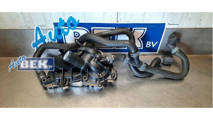 Gebrauchte Wasserpumpe Volkswagen Caddy Alltrack Combi 1.2 TSI 16V Preis € 49,99 Margenregelung angeboten von Auto Bek