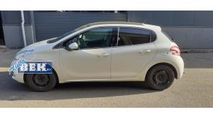 Used Sill, left Peugeot 208 I (CA/CC/CK/CL) 1.6 e-HDi FAP Price on request offered by Auto Bek