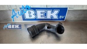 Used Air intake hose Peugeot 208 I (CA/CC/CK/CL) 1.6 e-HDi FAP Price on request offered by Auto Bek