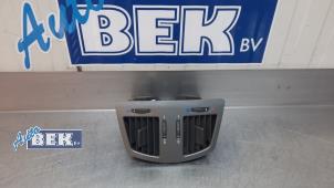 Gebrauchte Luchtrooster achter BMW 7 serie (E65/E66/E67) 745i,Li 4.4 V8 32V Preis auf Anfrage angeboten von Auto Bek