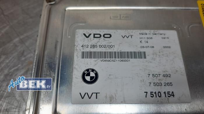 Ordenador de caja automática de un BMW 7 serie (E65/E66/E67) 745i,Li 4.4 V8 32V 2003