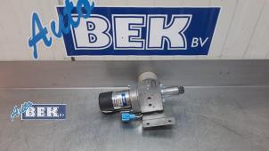 Used Hydraulic pump electric motor BMW 7 serie (E65/E66/E67) 745i,Li 4.4 V8 32V Price on request offered by Auto Bek