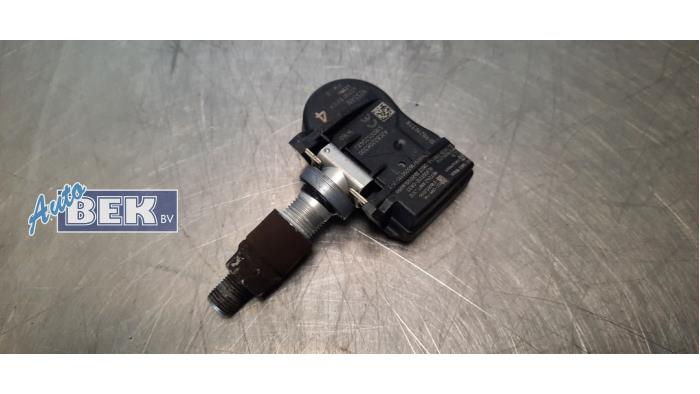 Begagnade Däcktryckssensor Nissan Note (E12) 1.2 68 Pris € 24,95 Marginaltabell erbjuds av Auto Bek