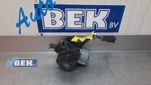 Używane Pompa prózniowa wspomagania hamulców Opel Corsa F (UB/UH/UP) Electric 50kWh Cena na żądanie oferowane przez Auto Bek