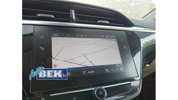 Navigation Display van een Opel Corsa F (UB/UH/UP) Electric 50kWh 2021