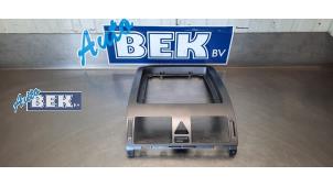 Used Dashboard decoration strip Volkswagen Touran (1T1/T2) 1.6 FSI 16V Price € 15,00 Margin scheme offered by Auto Bek