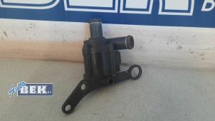 Used Water pump Volkswagen Touareg (7LA/7L6) 3.0 TDI V6 24V Price on request offered by Auto Bek