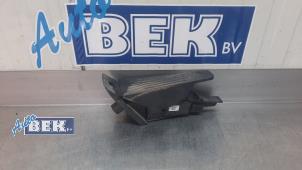 Used Accelerator pedal Volvo V90 II (PW) 2.0 D3 16V Price on request offered by Auto Bek