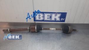 Used Front drive shaft, right Renault Scénic III (JZ) 1.5 dCi 110 Price on request offered by Auto Bek