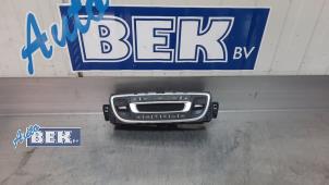 Used Heater control panel Renault Scénic III (JZ) 1.5 dCi 110 Price on request offered by Auto Bek