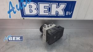 Used ABS pump Renault Scénic III (JZ) 1.5 dCi 110 Price € 189,00 Margin scheme offered by Auto Bek