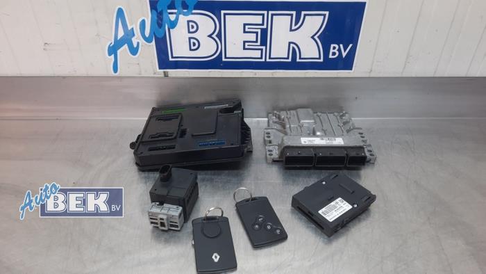 Used Ignition lock + computer Renault Megane III Berline (BZ) 1.5 dCi 105 Price on request offered by Auto Bek