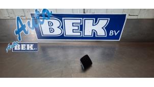 New Light sensor Volkswagen Caddy III (2KA,2KH,2CA,2CH) 2.0 TDI 16V Price on request offered by Auto Bek