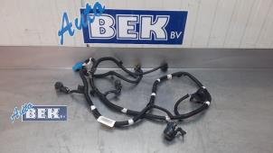 Usados Juego de sensores PDC Opel Corsa F (UB/UH/UP) Electric 50kWh Precio € 200,00 Norma de margen ofrecido por Auto Bek