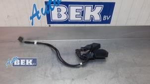 Usagé Insertion ceinture de sécurité arrière droite Opel Corsa F (UB/UH/UP) Electric 50kWh Prix sur demande proposé par Auto Bek