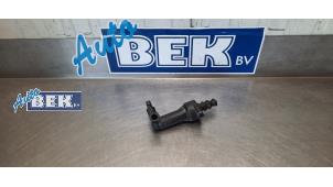 Used Clutch slave cylinder Audi A3 (8P1) 2.0 16V T FSI Quattro Price on request offered by Auto Bek