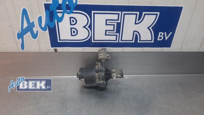 Begagnade Vattenpump Tesla Model S 70 Pris € 79,95 Marginaltabell erbjuds av Auto Bek