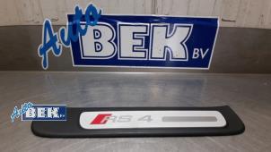 Używane Listwa ozdobna Audi RS4 Cena € 15,00 Procedura marży oferowane przez Auto Bek