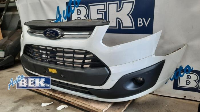 Parachoques de un Ford Transit Custom 2.0 TDCi 16V Eco Blue 105 2017