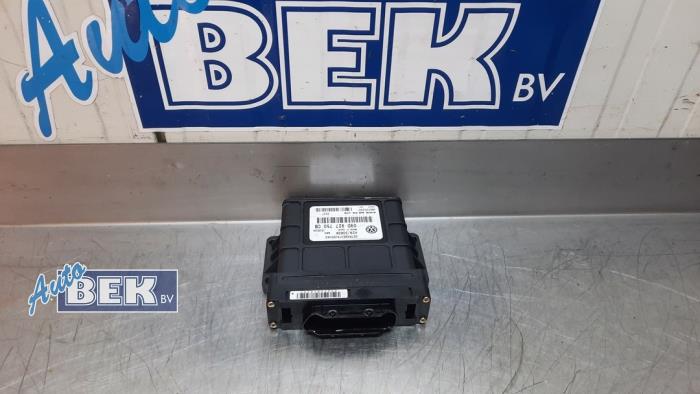 Used Automatic gearbox computer Porsche Cayenne (9PA) 4.5 V8 32V Turbo Price € 150,00 Margin scheme offered by Auto Bek