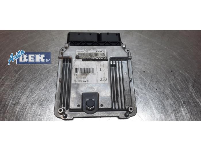 Used Engine management computer Audi A4 (B8) 2.0 TDI 16V Price € 125,00 Margin scheme offered by Auto Bek