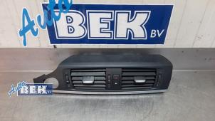 Used Dashboard vent BMW X3 (F25) xDrive20d 16V Price € 40,00 Margin scheme offered by Auto Bek