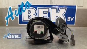 Used Rear seatbelt, centre Audi A3 Sportback (8VA/8VF) 2.0 TDI 16V Price € 44,99 Margin scheme offered by Auto Bek