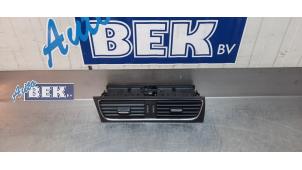 Used Dashboard vent Audi A4 (B8) 2.0 TDI 16V Price € 20,00 Margin scheme offered by Auto Bek