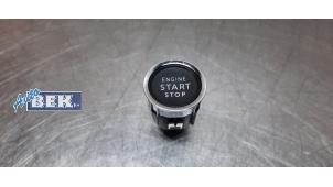 Used Start/stop switch Opel Vivaro 2.0 CDTI 122 Price € 15,00 Margin scheme offered by Auto Bek