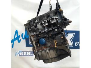Used Engine Renault Megane II Grandtour (KM) 1.6 16V Price € 400,00 Margin scheme offered by Auto Bek