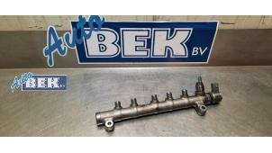 Used Fuel injector nozzle Volvo V40 (MV) 2.0 D2 16V Price € 80,00 Margin scheme offered by Auto Bek
