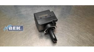 Used Ignition lock + key Mercedes S (W220) 5.0 S-500 V8 24V Price on request offered by Auto Bek