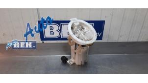 Used Electric fuel pump BMW 3 serie (F30) 320d 2.0 16V Price on request offered by Auto Bek