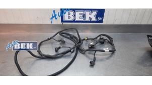 Used PDC Sensor Set Peugeot 3008 II (M4/MC/MJ/MR) 1.2 12V e-THP PureTech 130 Price on request offered by Auto Bek