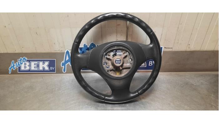 Steering wheel from a BMW 3 serie (E90) 320i 16V 2005